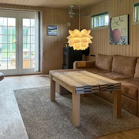 Casa vacanze 2 Bedroom Cozy In
