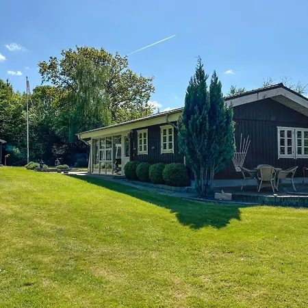 펜션 2 Bedroom Cozy In