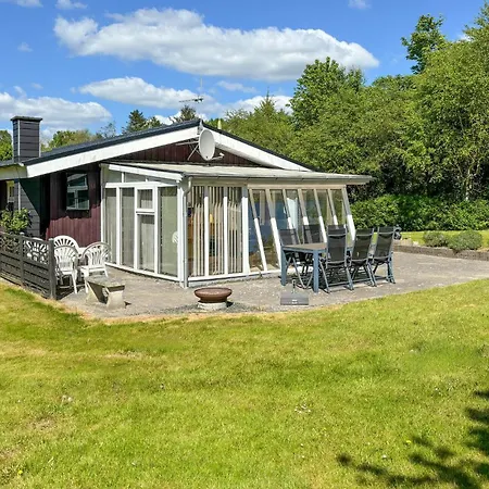 펜션 2 Bedroom Cozy In Farsø