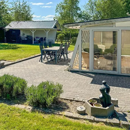 2 Bedroom Cozy In Farsø