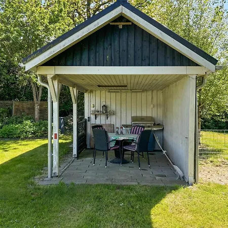 펜션 2 Bedroom Cozy In