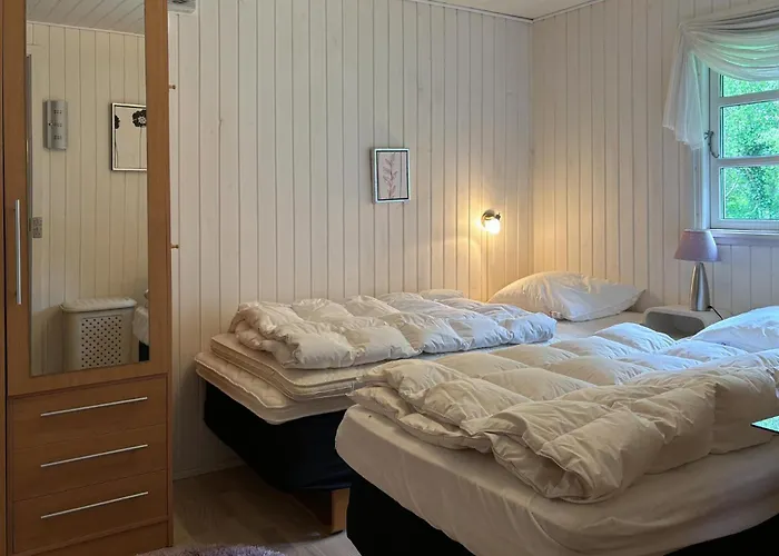 2 Bedroom Cozy In 펜션