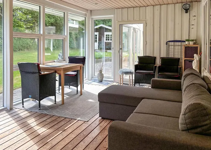 2 Bedroom Cozy In *