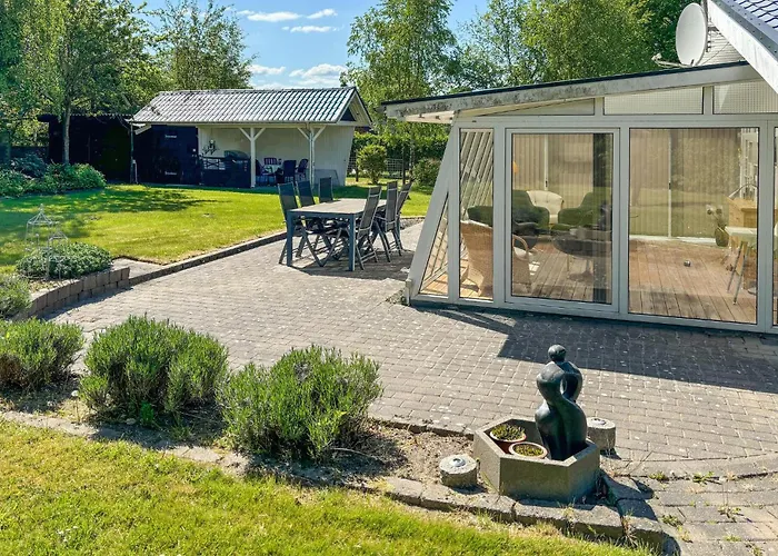 2 Bedroom Cozy In Farsø